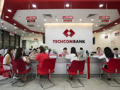 Vì sao lãi suất liên ngân hàng xuống đáy 3 năm nhưng lãi suất huy động vẫn ở mức cao?